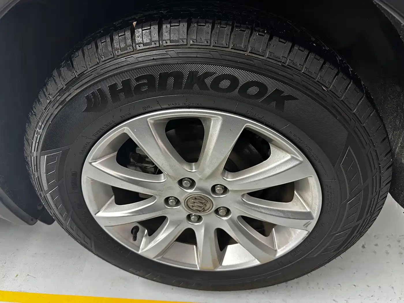 Photo 14 - Buick Envision Plus