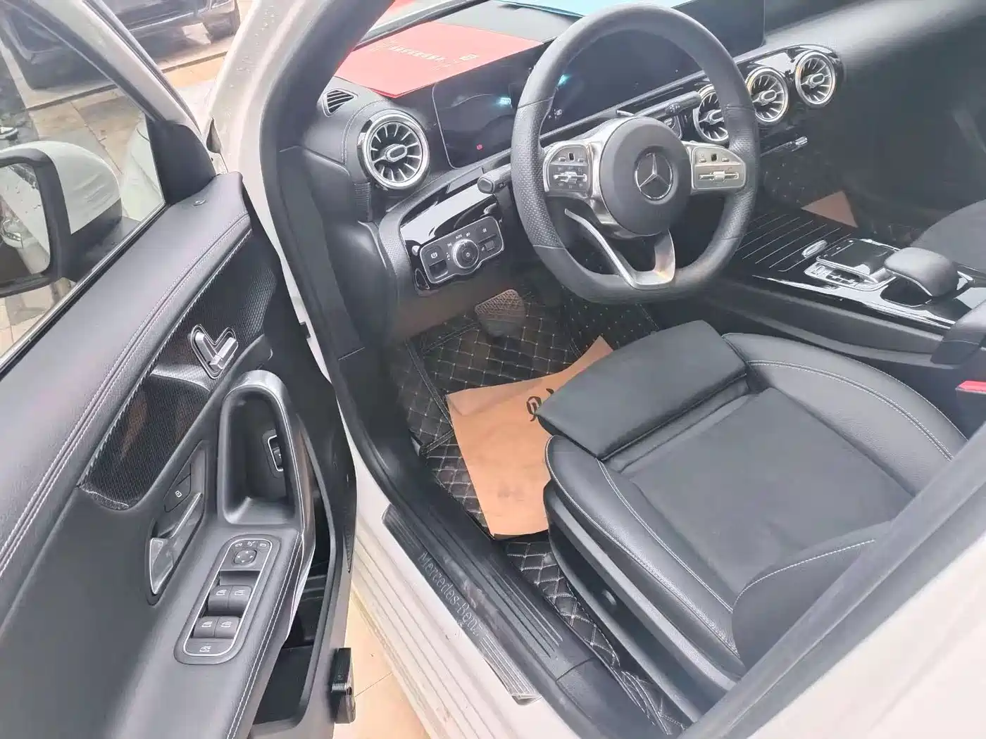 Mercedes-Benz A-Class 2020 A 200 L Sport Sedan фото 4