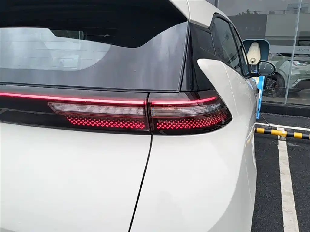 BYD Seagull 2025 Smart Drive Edition 305km Freedom Version фото 8