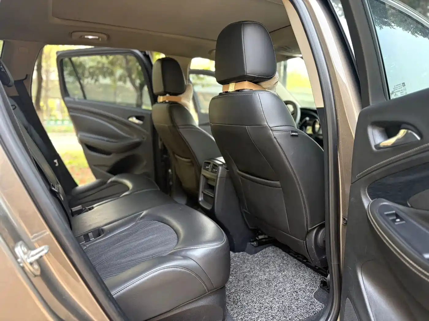 Buick Envision Plus 2017 20T FWD Premium фото 8