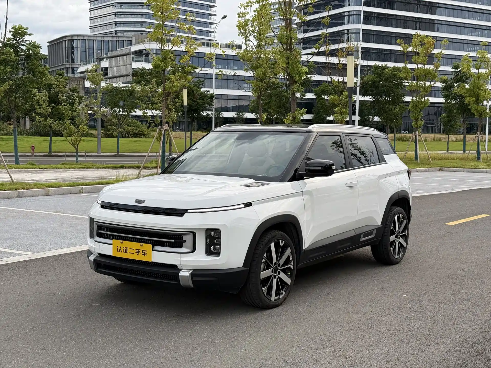 Фото 19 - Geely ICON