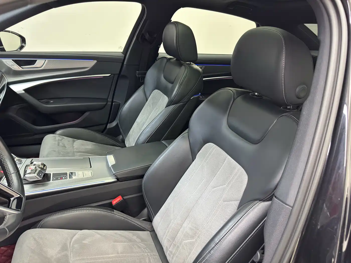 Audi A6L 2023 45 TFSI Premium Selection Dynamic фото 17