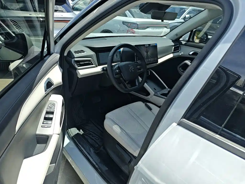 BYD Yuan UP 2026 2025 Smart Drive Edition 401KM Vitality Version