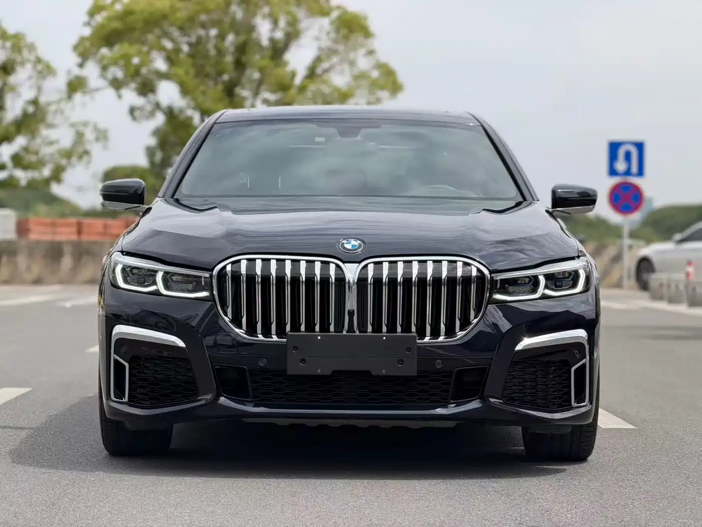 BMW 7 Series 2018 740Li Leading Type M Sport Package фото 2