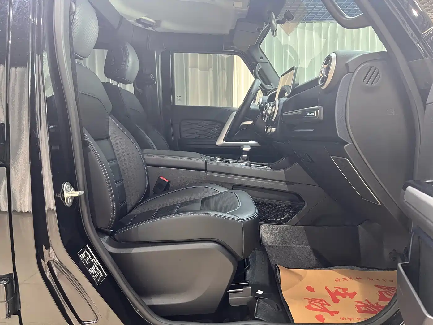 BAIC ORV Beijing Offroad BJ40 2024 2.0T Urban Hunter Glory Edition фото 12
