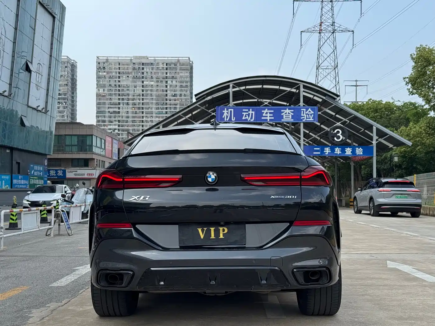 BMW X6 2023 xDrive30i M Sport Package фото 8