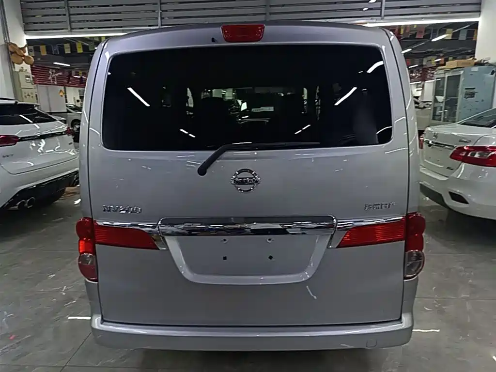 Nissan NV200 2014 2013 1.6L Luxury (China IV)