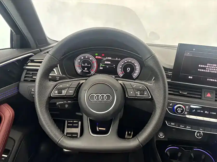 Audi A4L 2025 2 Million Celebration Edition 40 TFSI Luxury Dynamic фото 10