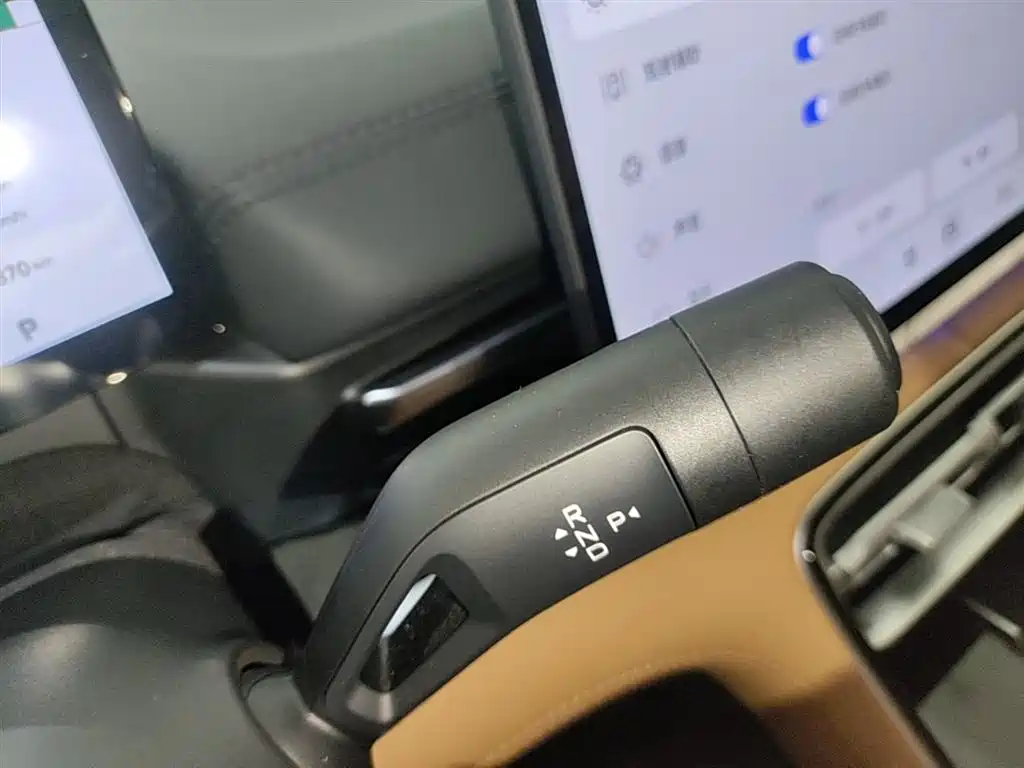 Geely Galaxy Galaxy A7 2025 EM-i фото 14