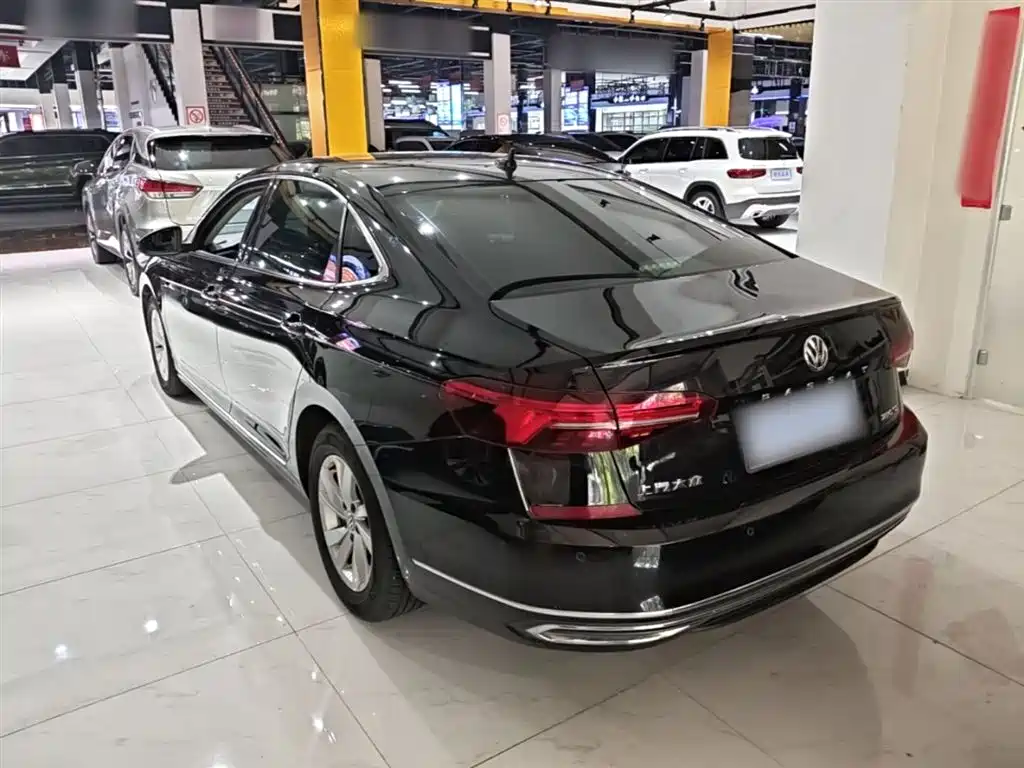 Volkswagen Passat 2020 280TSI Business Edition China VI фото 5