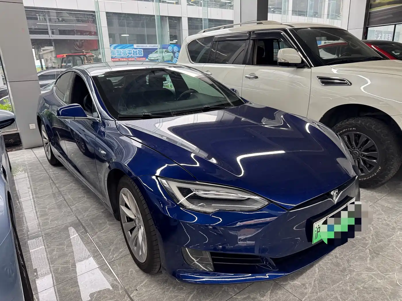 TESLA MODEL S