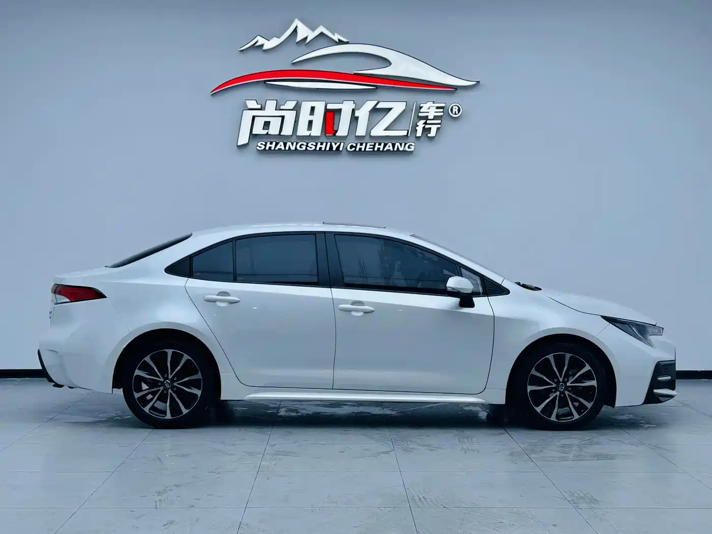 Toyota Levin 2021 185T CVT Sport Edition фото 4