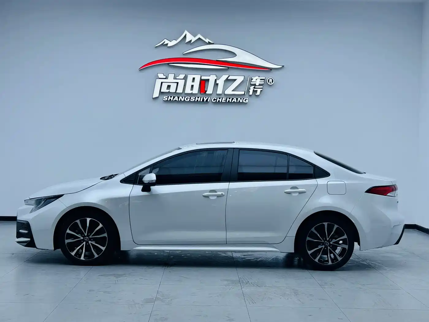Toyota Levin 2021 185T CVT Sport Edition фото 5