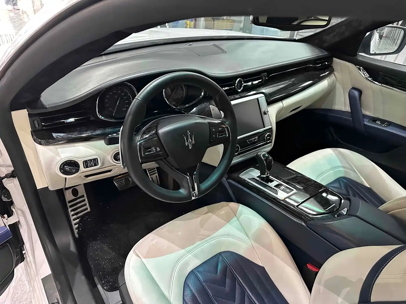 Maserati Quattroporte 2015 3.0T S Q4 фото 10