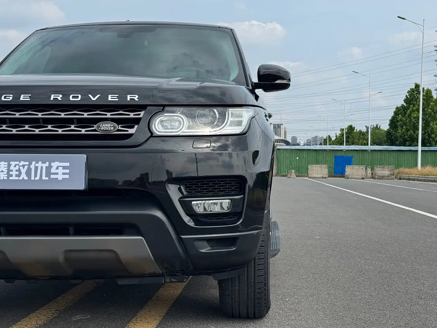 Land Rover Range Rover Sport 2016 Model 3.0 SC V6 SE фото 6