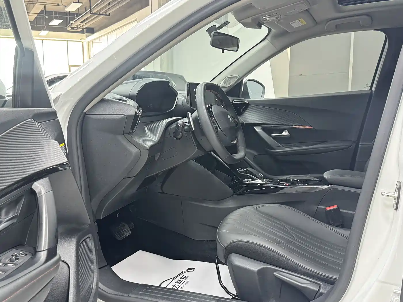 Peugeot 2008 2022 230THP THE ONE фото 8