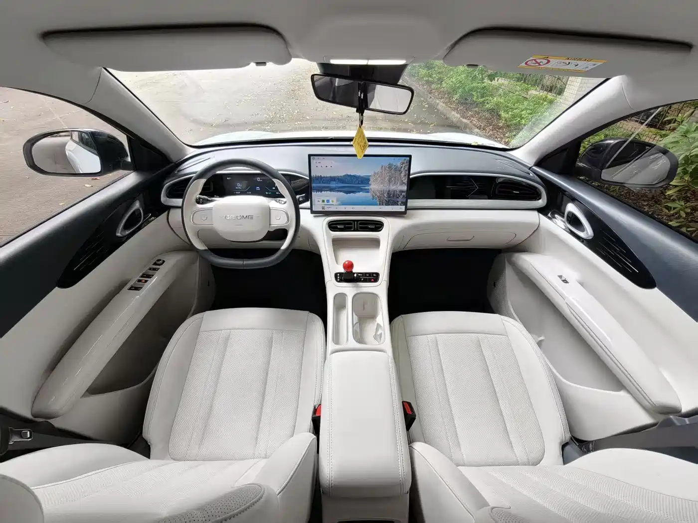 Geely Galaxy Starry Wish 2026 Model 310km Dream Edition фото 11