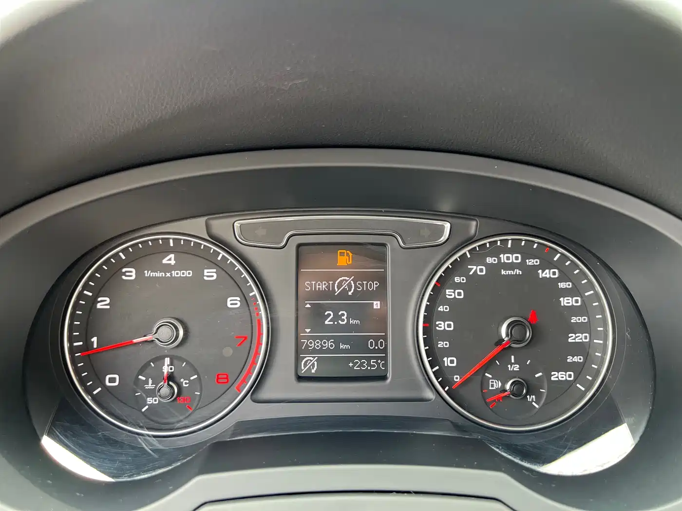Audi Q3 2016 30 TFSI Standard фото 15
