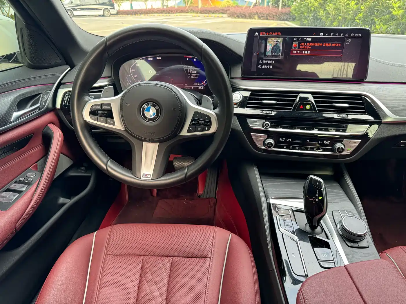 BMW 5 Series 2023 530Li Premium M Sport Package фото 6