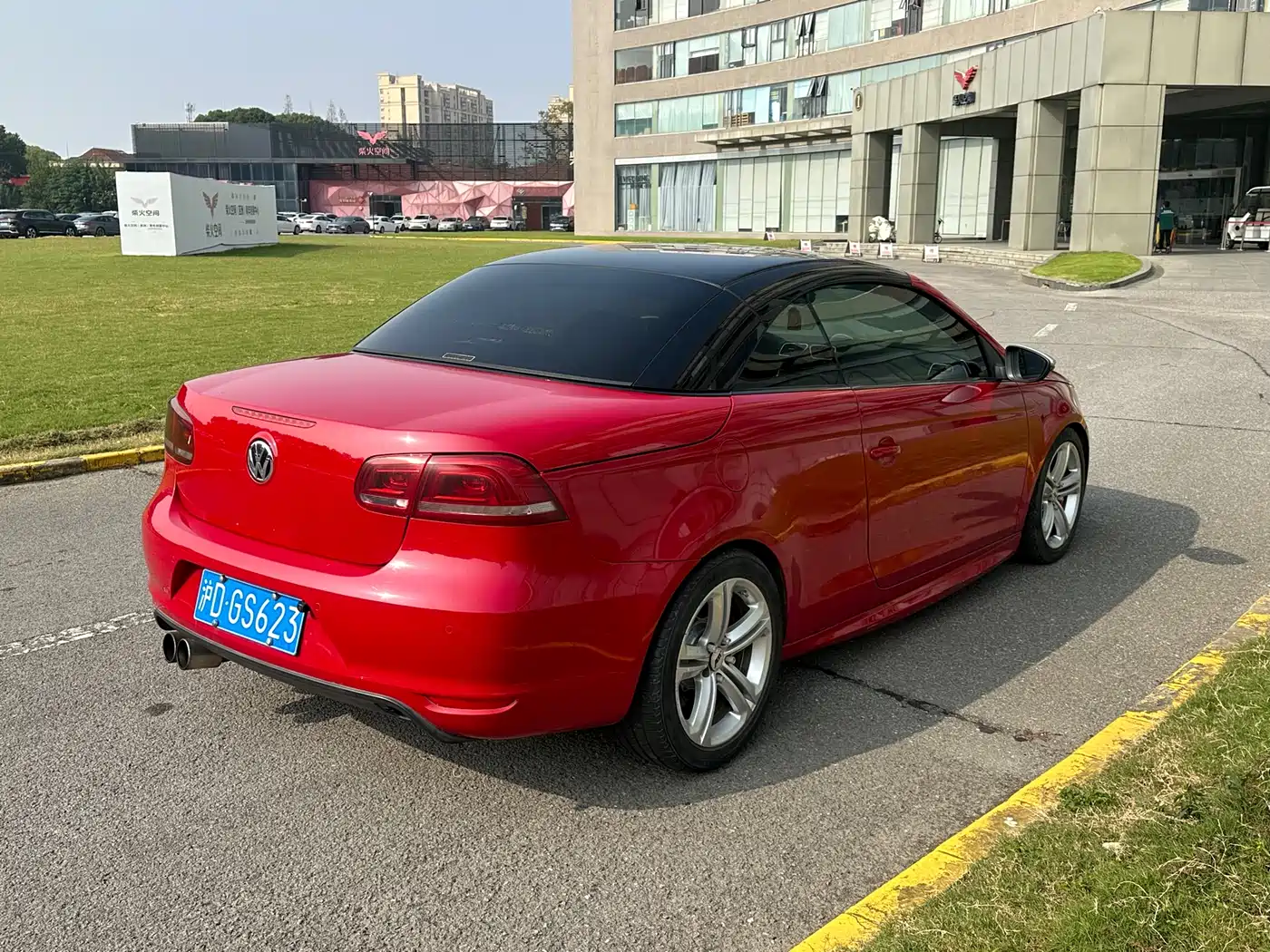Volkswagen Eos 2011 Model 2.0TSI фото 7