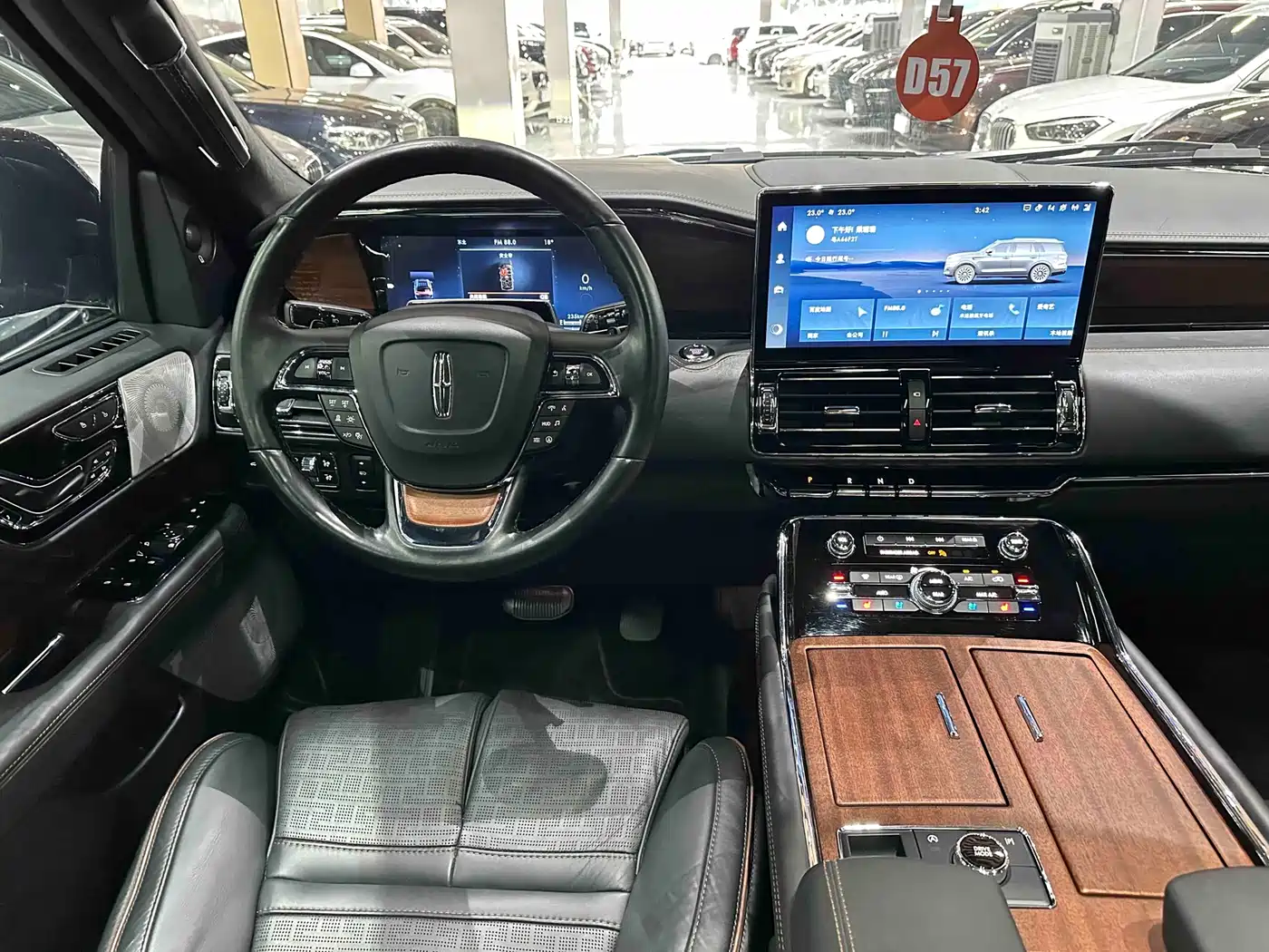 Lincoln Navigator 2022 3.5T Centennial Limited Edition фото 16