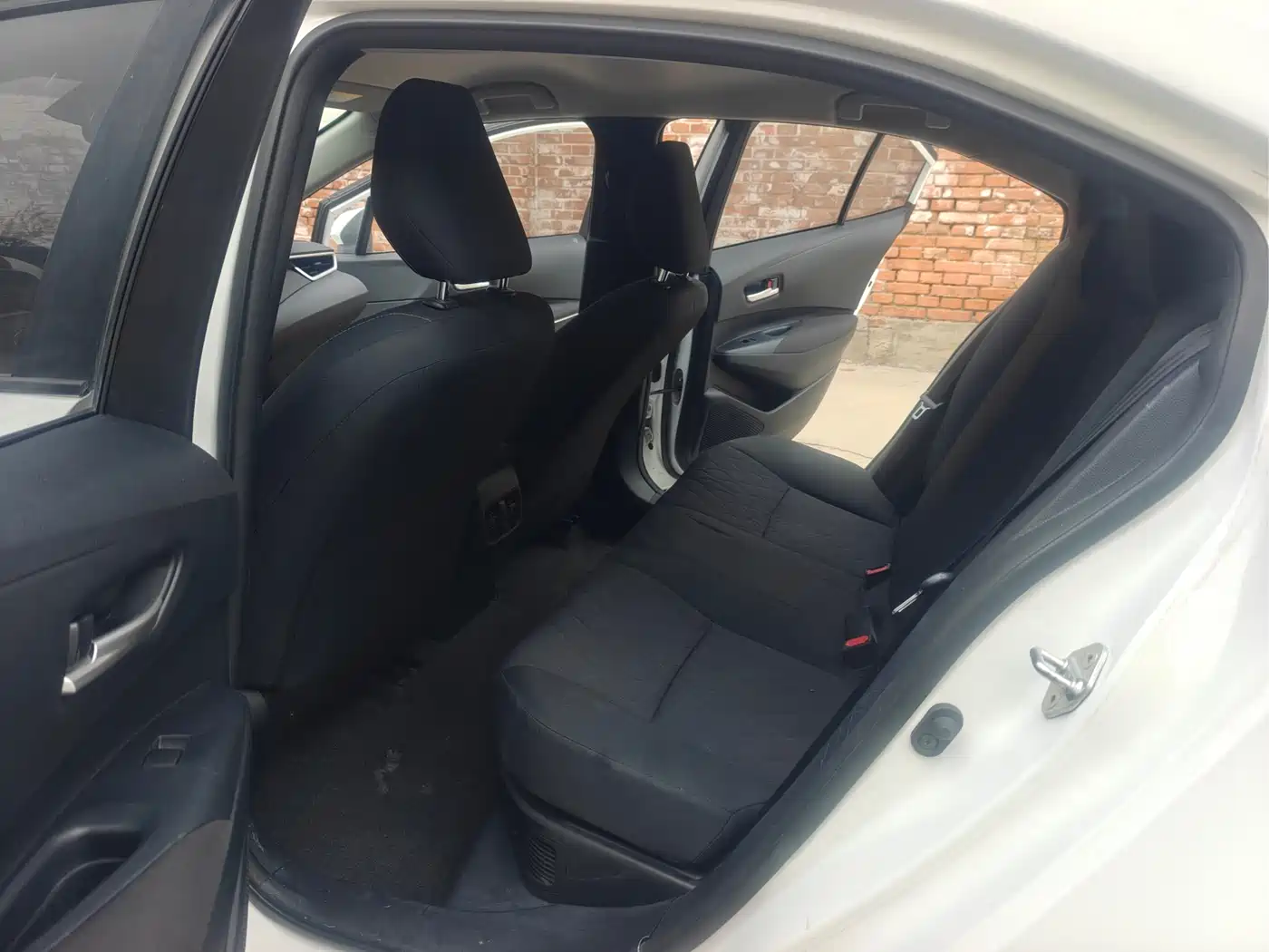 Toyota Corolla 2023 1.8L Smart Hybrid Dual Engine Elite Edition фото 14