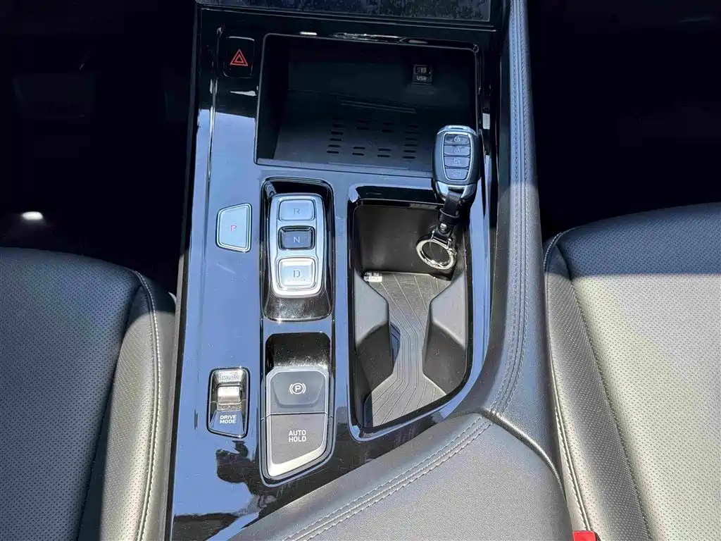 Hyundai Kustu 2025 2024 380TGDi LUX Premium Smart Love Premium Edition