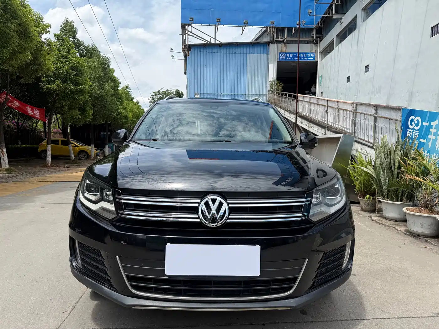 Volkswagen Tiguan 2015 1.8TSI Automatic 2WD Highline фото 2