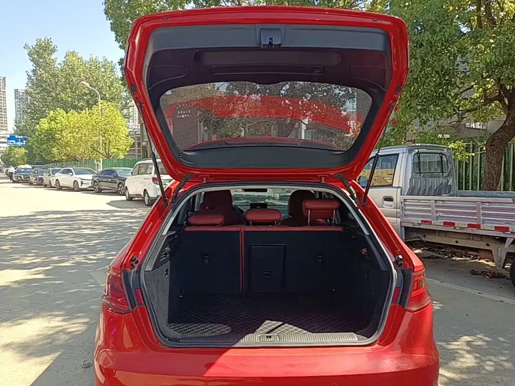 Фото 19 - Audi A3