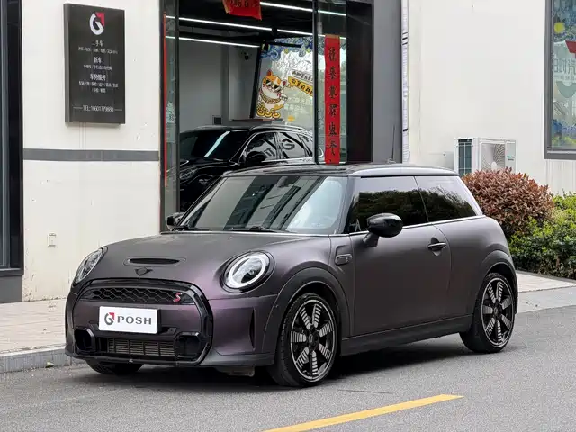 MINI 