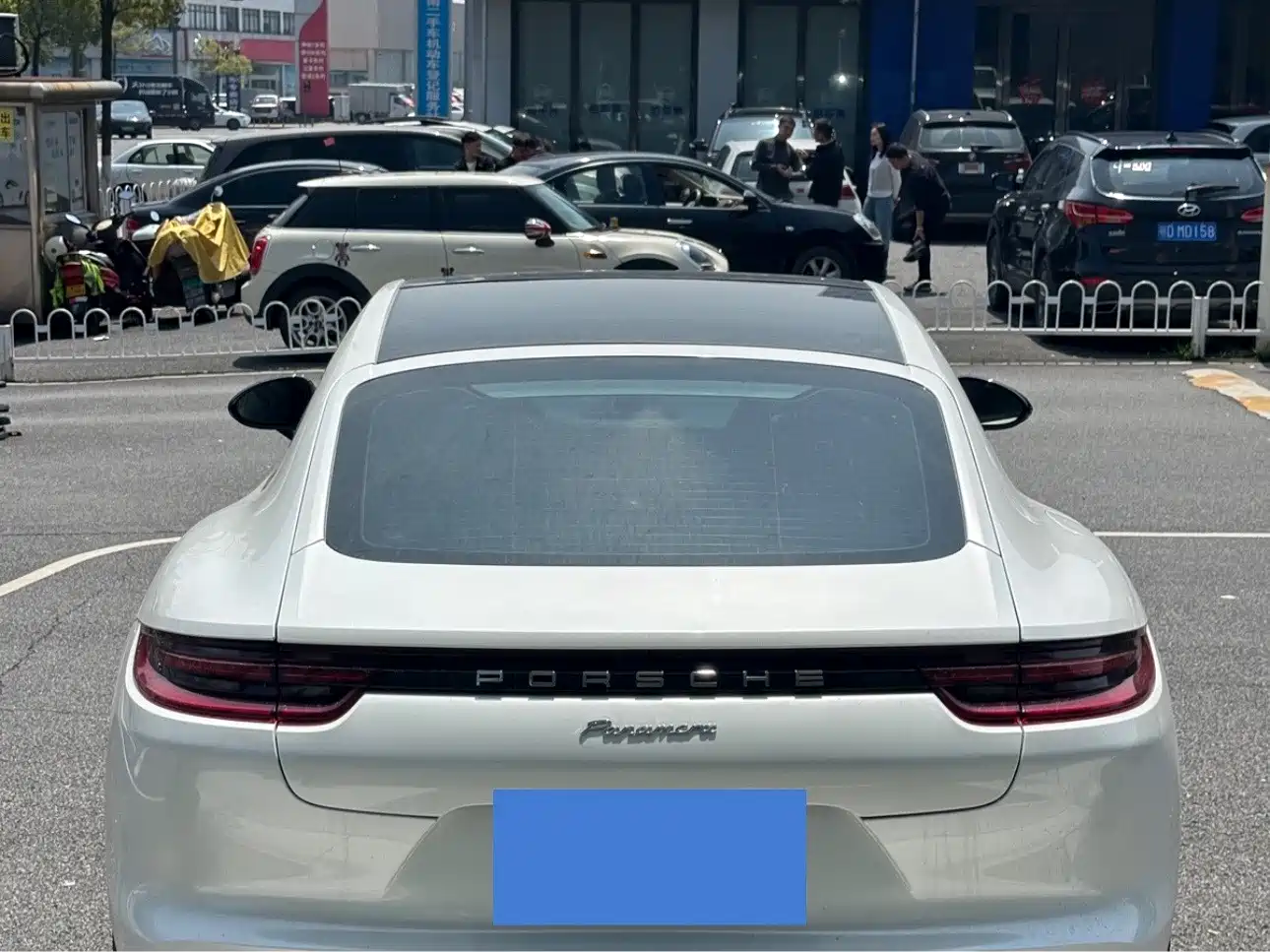 Porsche Panamera 2020 Panamera 10th Anniversary Edition 2.9T фото 8