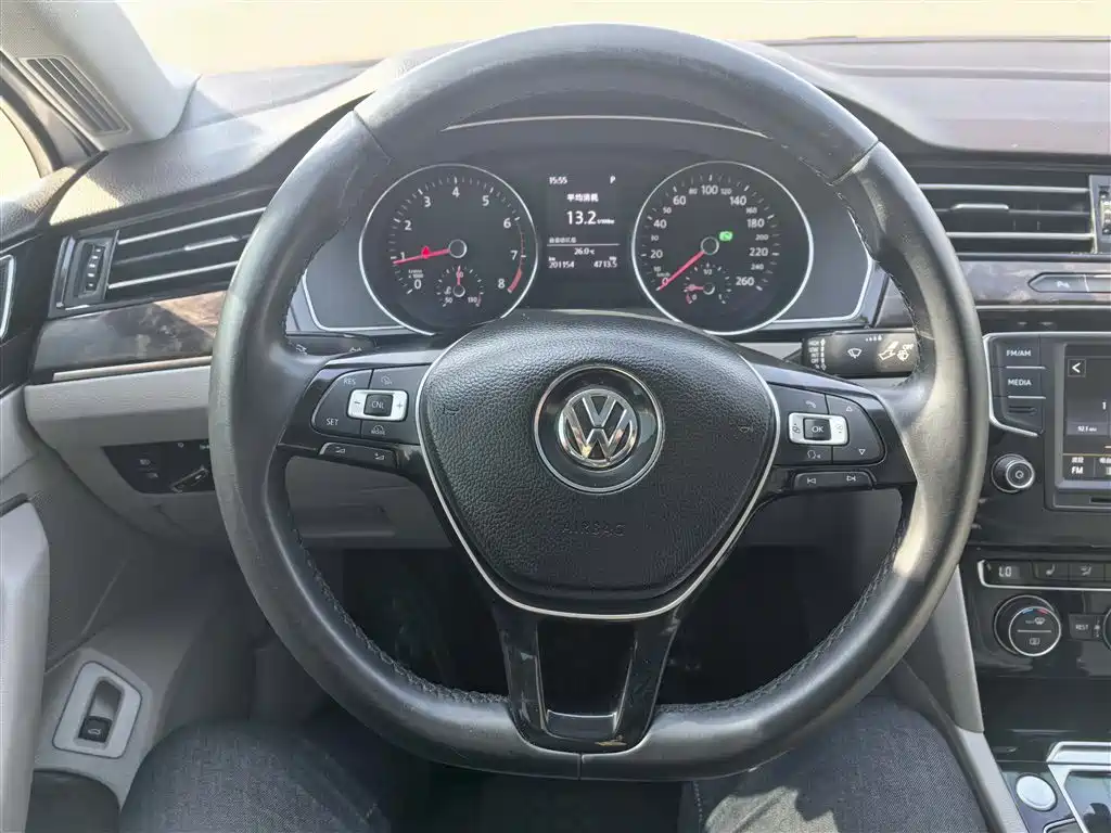 Volkswagen Magotan 2017 380TSI DSG Luxury фото 20