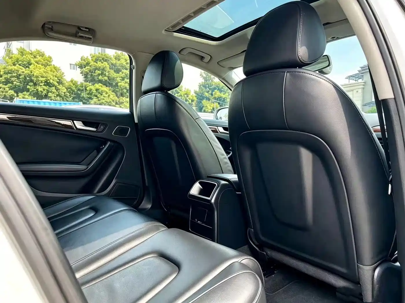 Audi A4L 2013 35 TFSI Automatic Comfort фото 17
