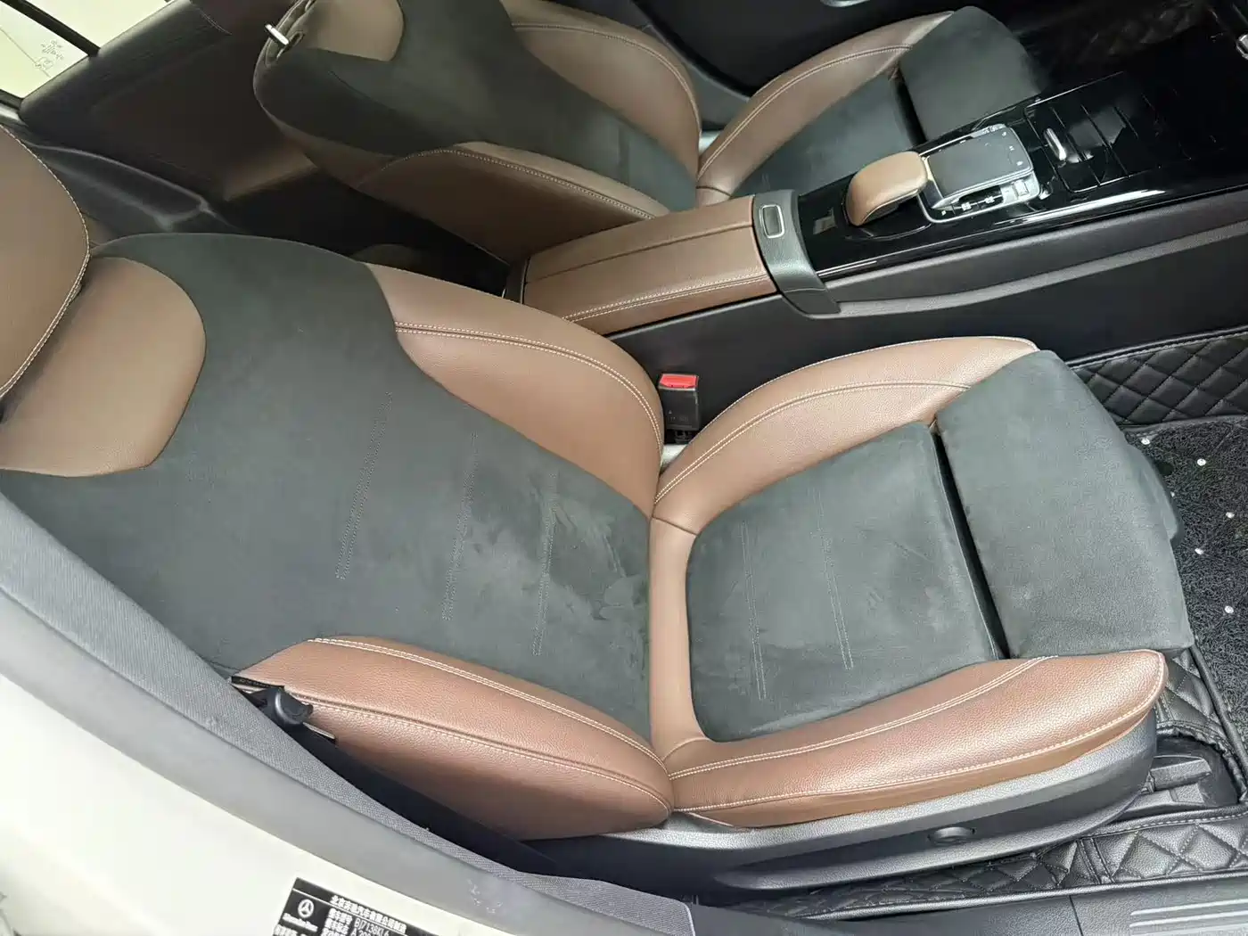 Mercedes-Benz A-Class 2019 Facelift A 200 L Sports Sedan фото 15