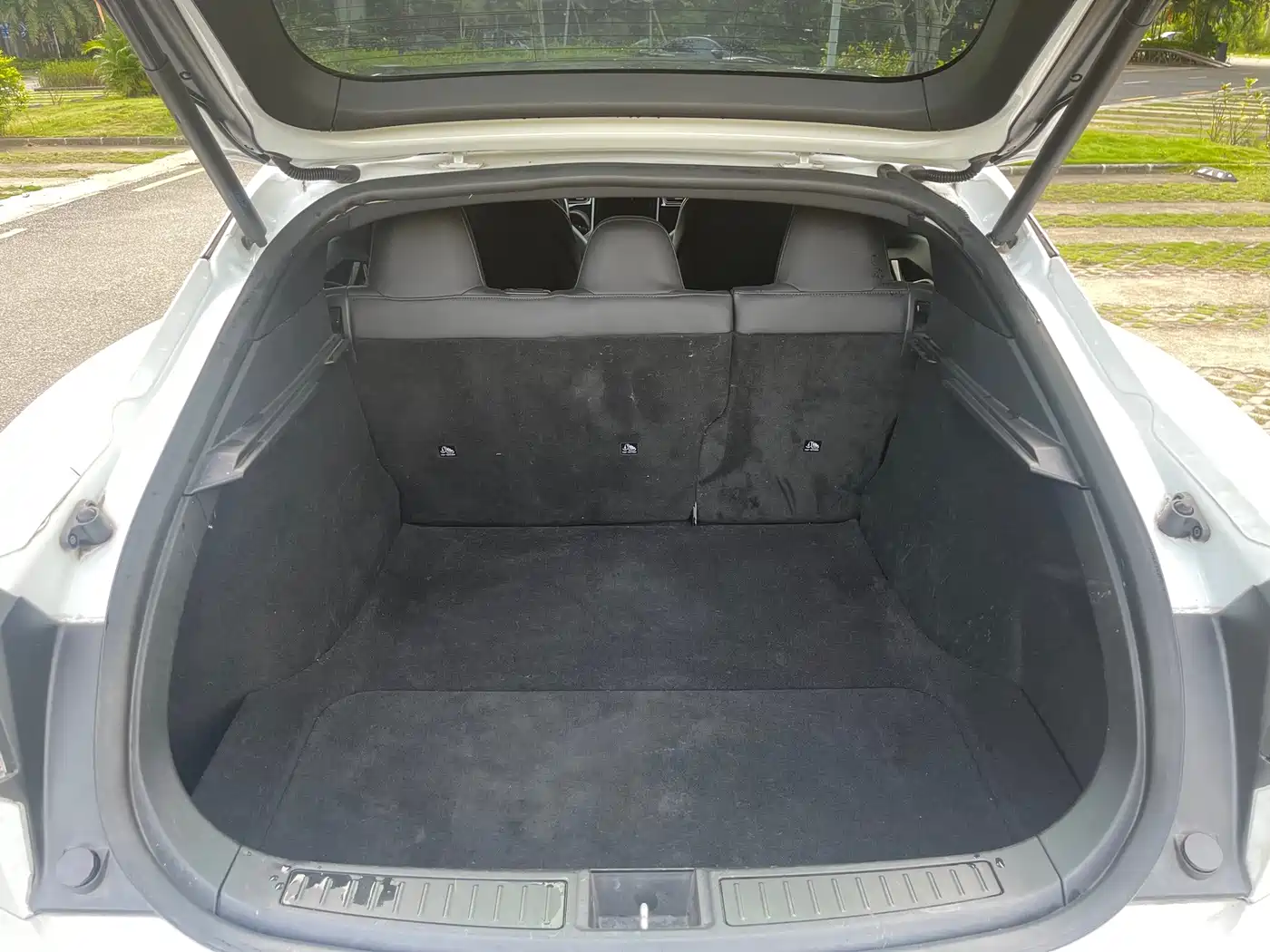 Tesla Model S 2019 2017 Model S 75D Standard Range