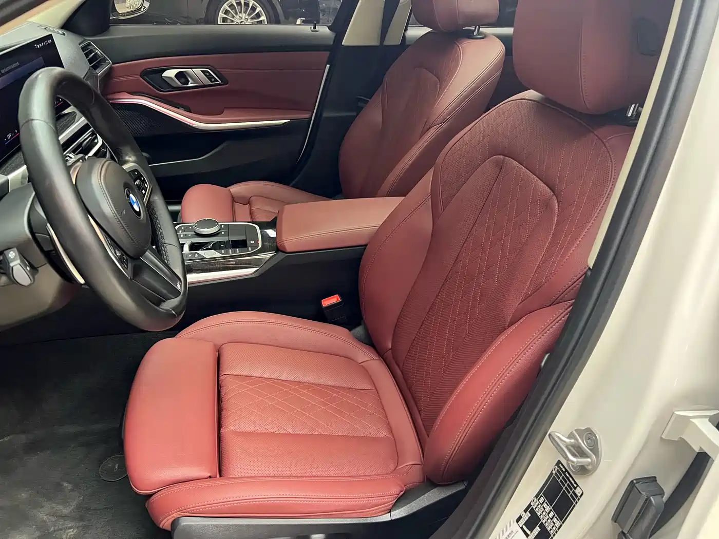 BMW 3 Series 2023 325Li M Sport Package фото 13