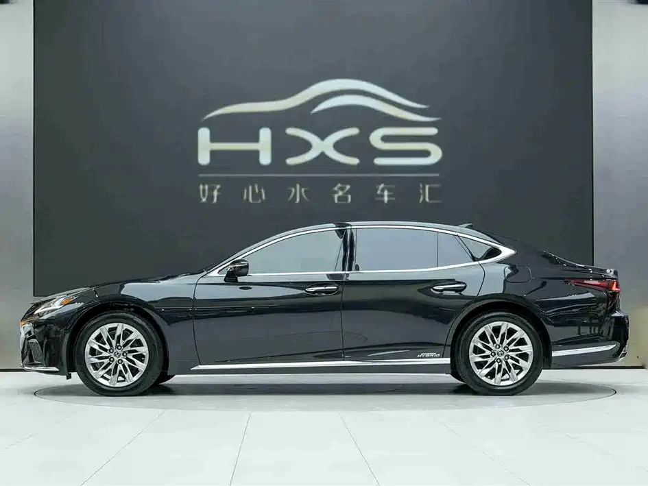 Lexus LS 2021 500h Luxury Edition фото 3