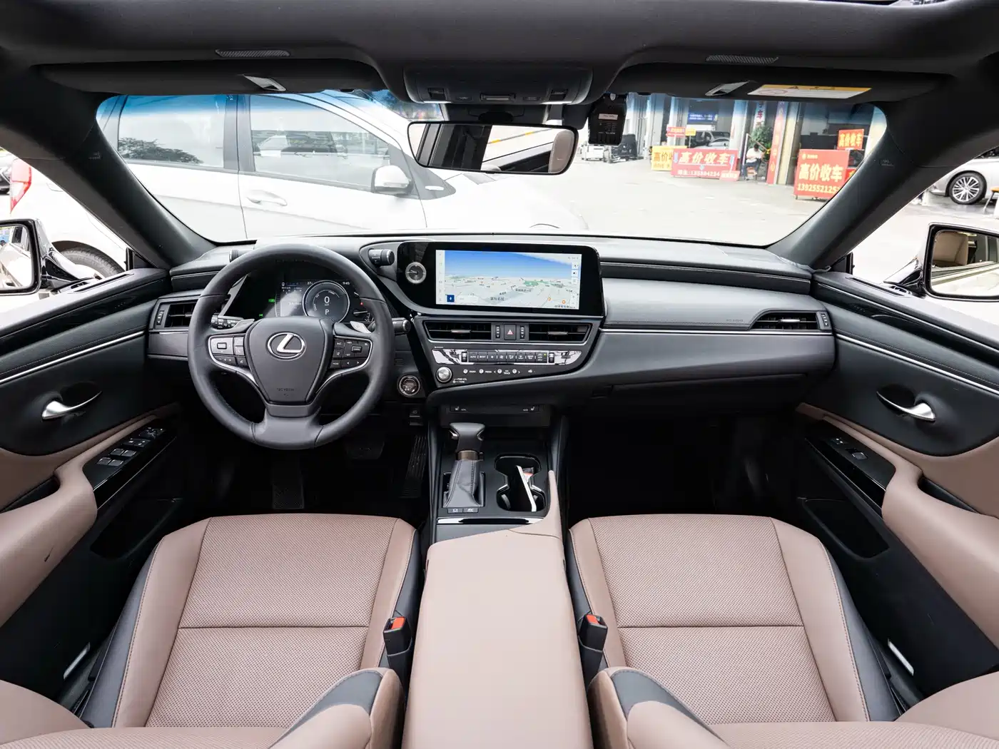 Lexus ES 2022 300h Excellence Edition фото 13