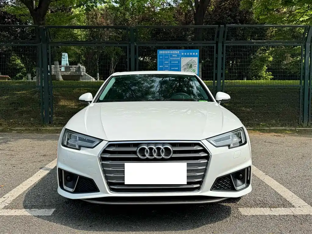 Audi A4L 2018 30th Anniversary 40 TFSI Fashion фото 8
