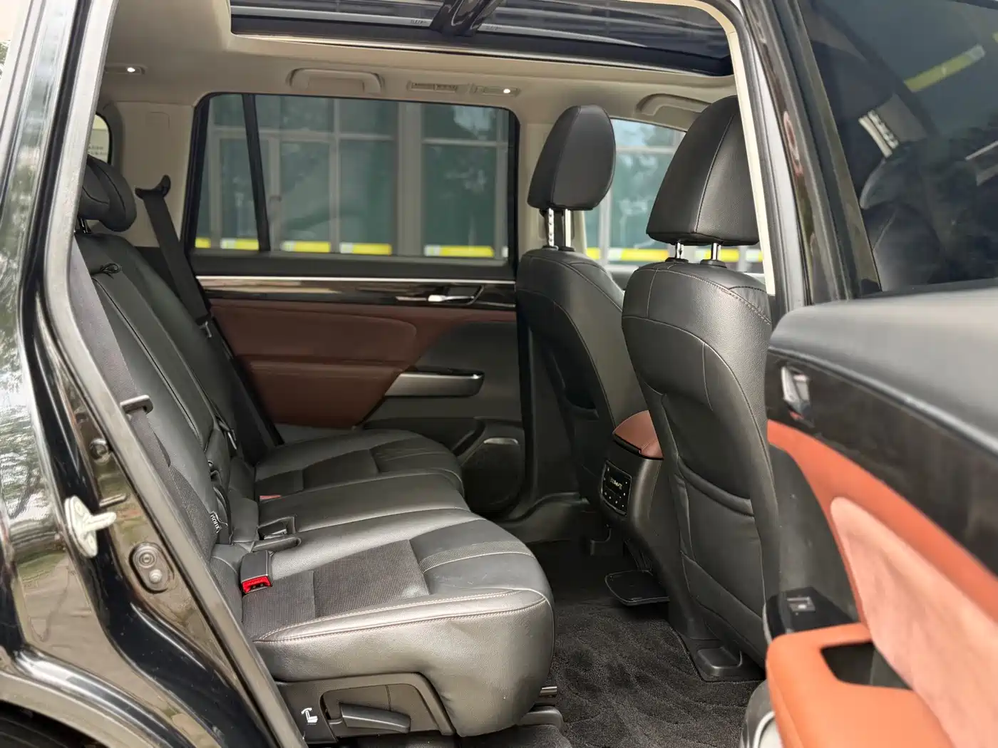 GAC Trumpchi Trumpchi GS8 2017 320T 2WD Luxury Smart Connect (7-seater) фото 6