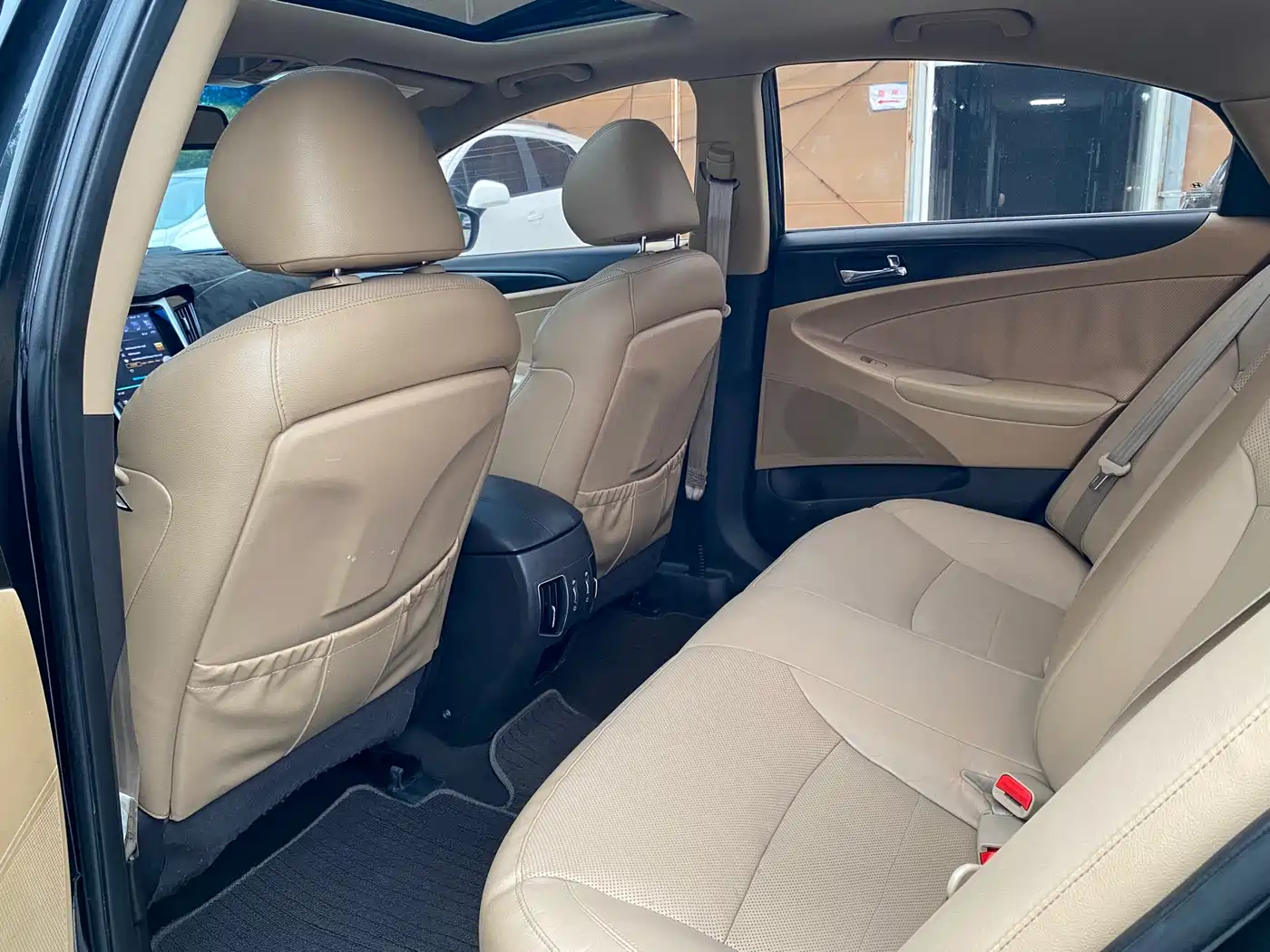 Hyundai Sonata 2011 2011 2.0L Auto Top Edition