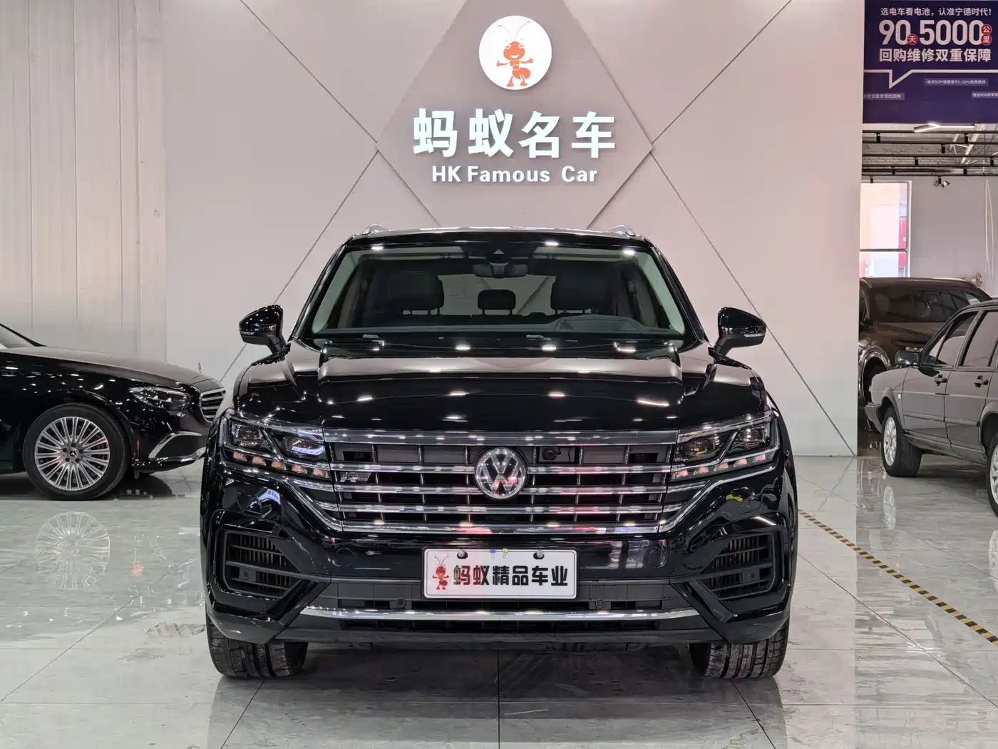 Volkswagen Touareg 2019 3.0TSI Sharp Intelligence Edition China VI фото 2