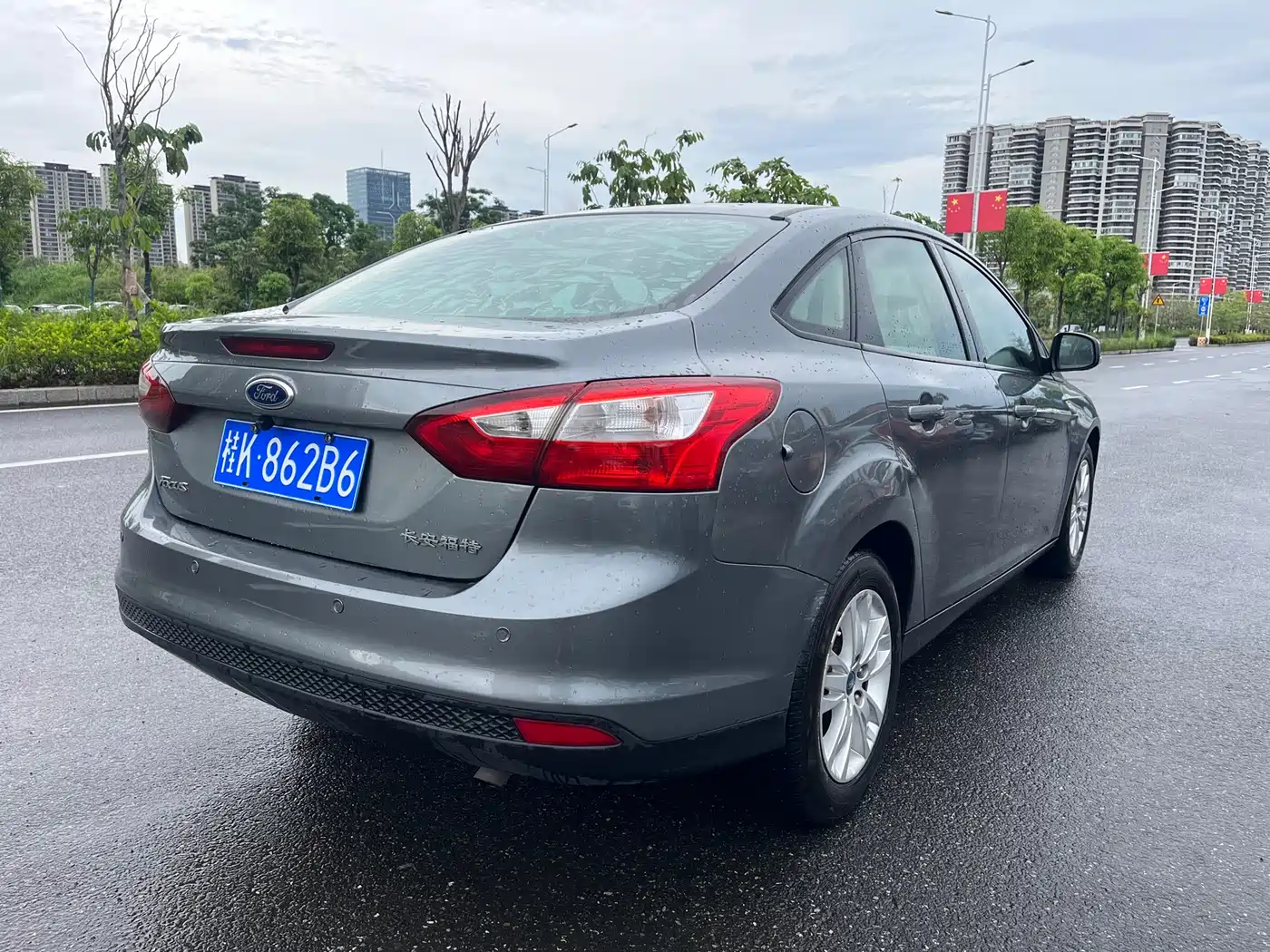 Фото 7 - Ford Focus