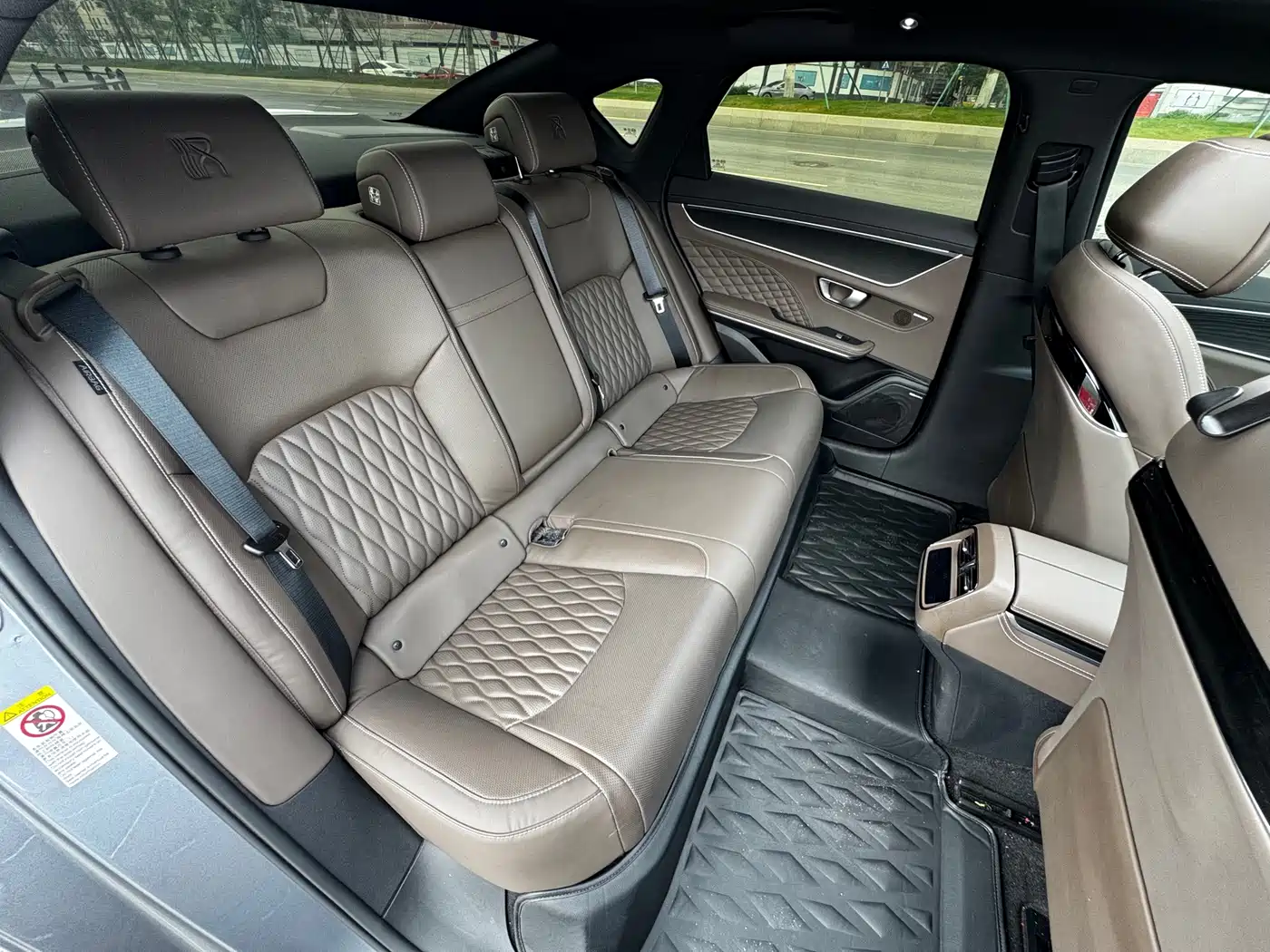 BYD Han 2023 DM-i Champion Edition 121KM Premium фото 30