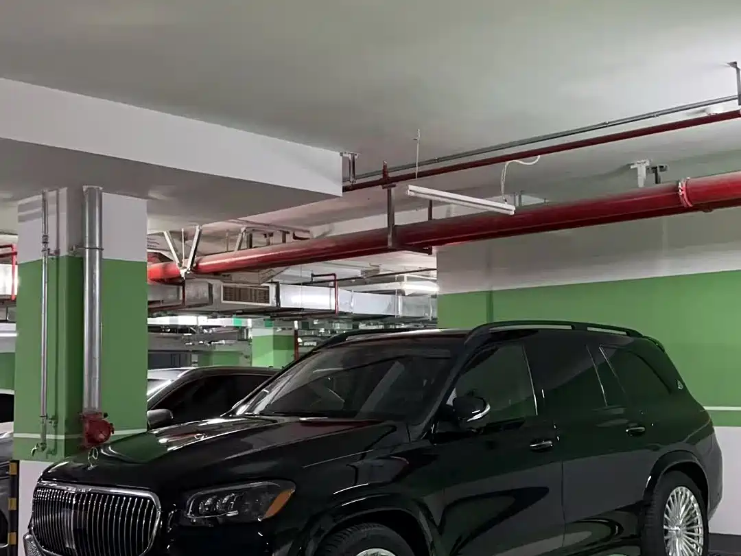 Mercedes-Benz GLS 2023 Facelift GLS 450 4MATIC Luxury фото 4