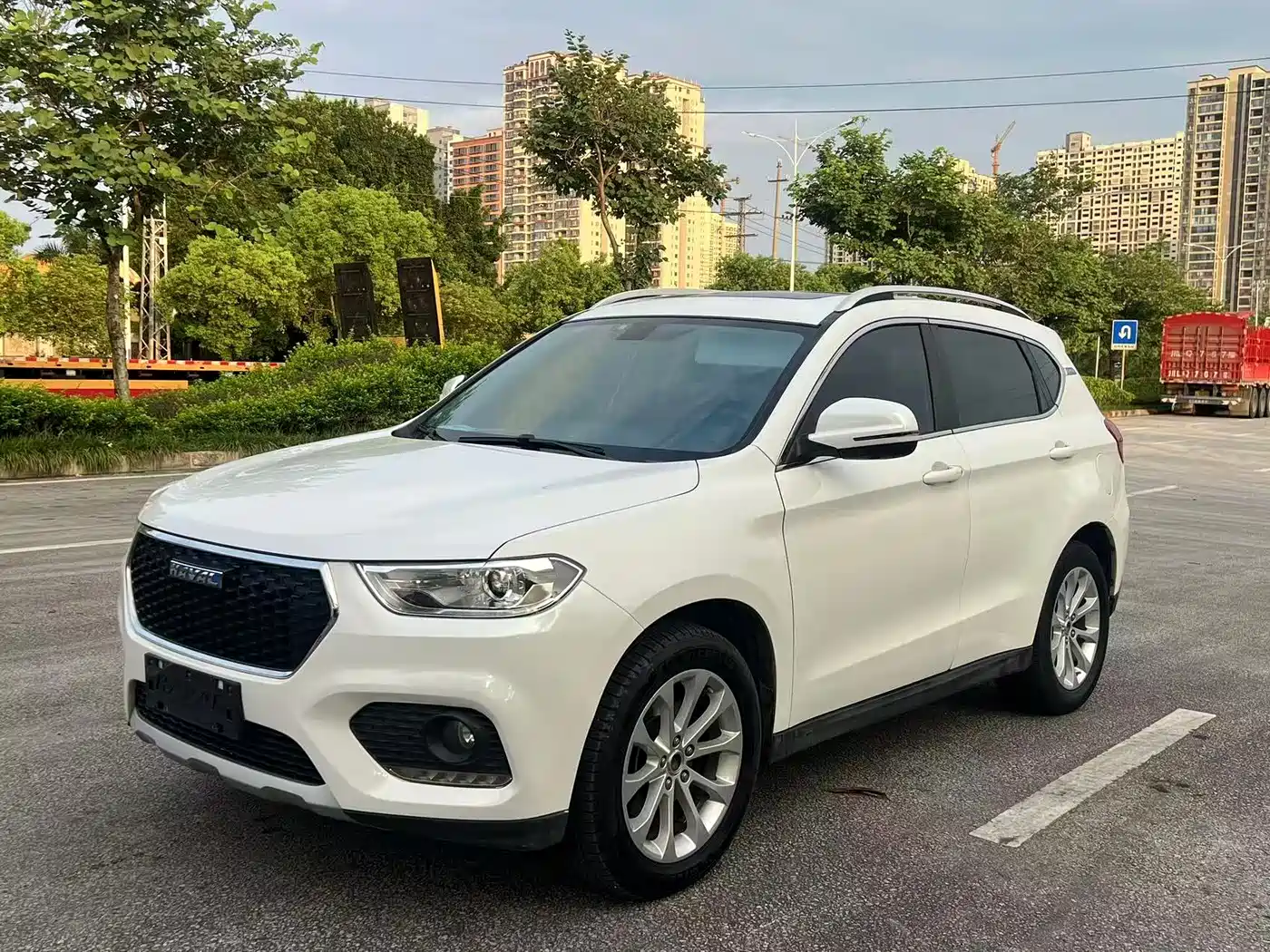 Фото 1 - Haval H2