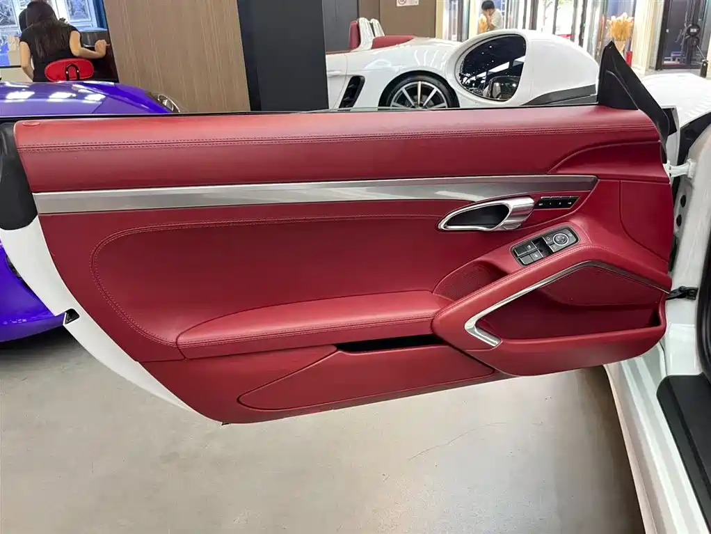 Porsche 718 2018 Boxster 2.0T фото 11