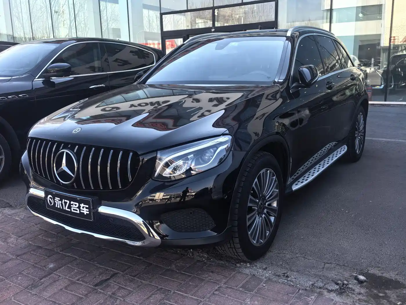 Mercedes-Benz GLC 2017 GLC 200 4MATIC