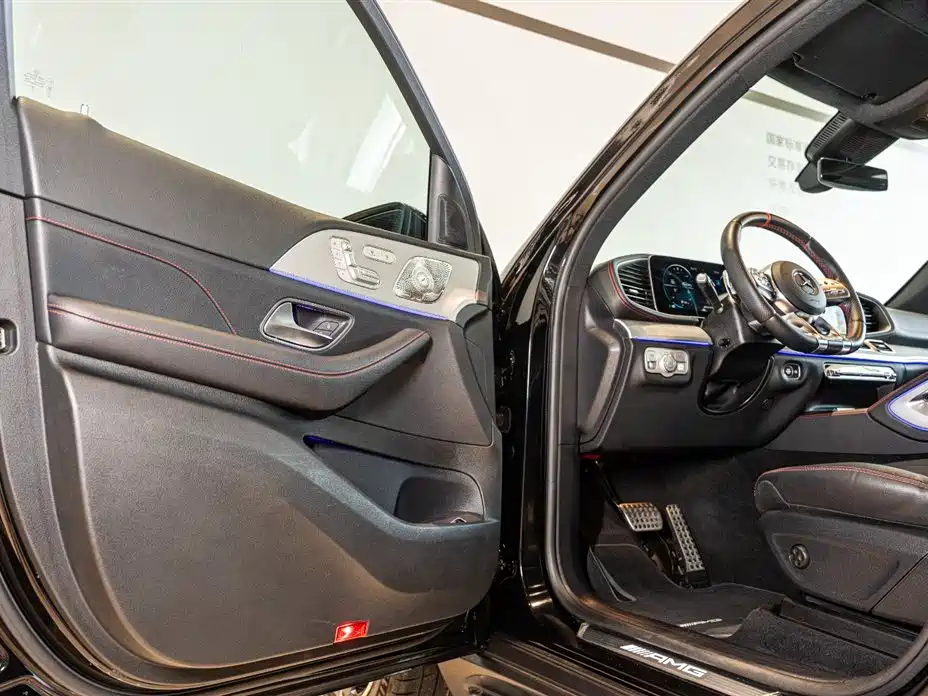 MERCEDES-BENZ GLE AMG