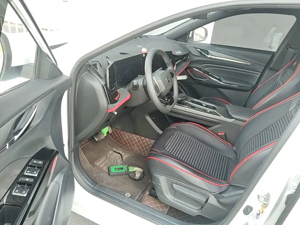 Changan X5 PLUS 2025 2025 1.5T DCT Pioneer